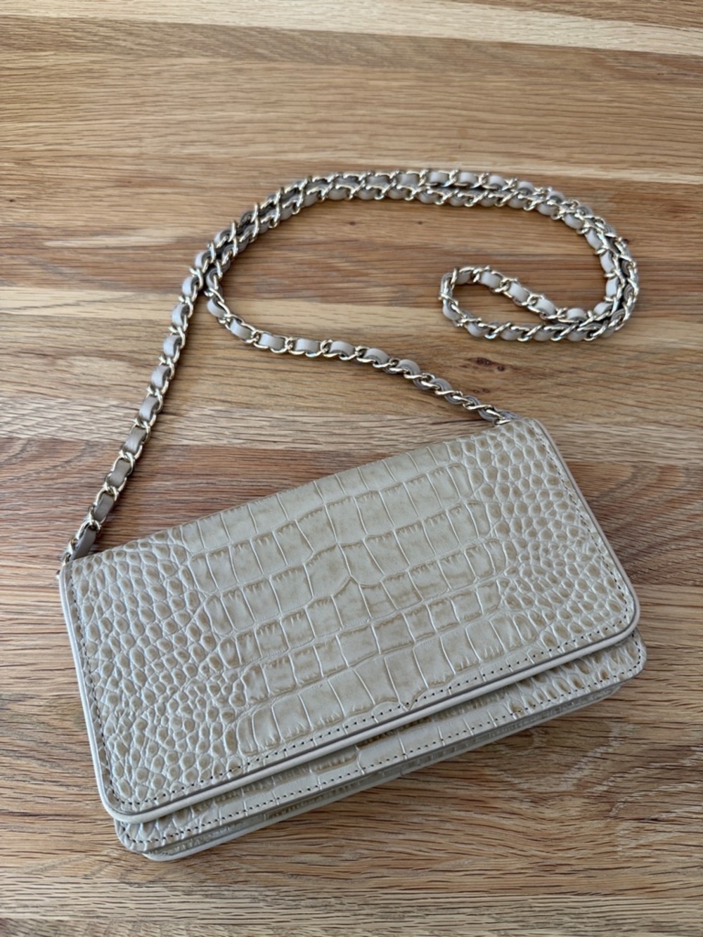 Nordstrom Cream Croc-Embossed Gold Chain Crossbody Bag, Card Slots, Zip Pocket